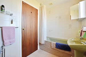 Photo 7- click for photo gallery